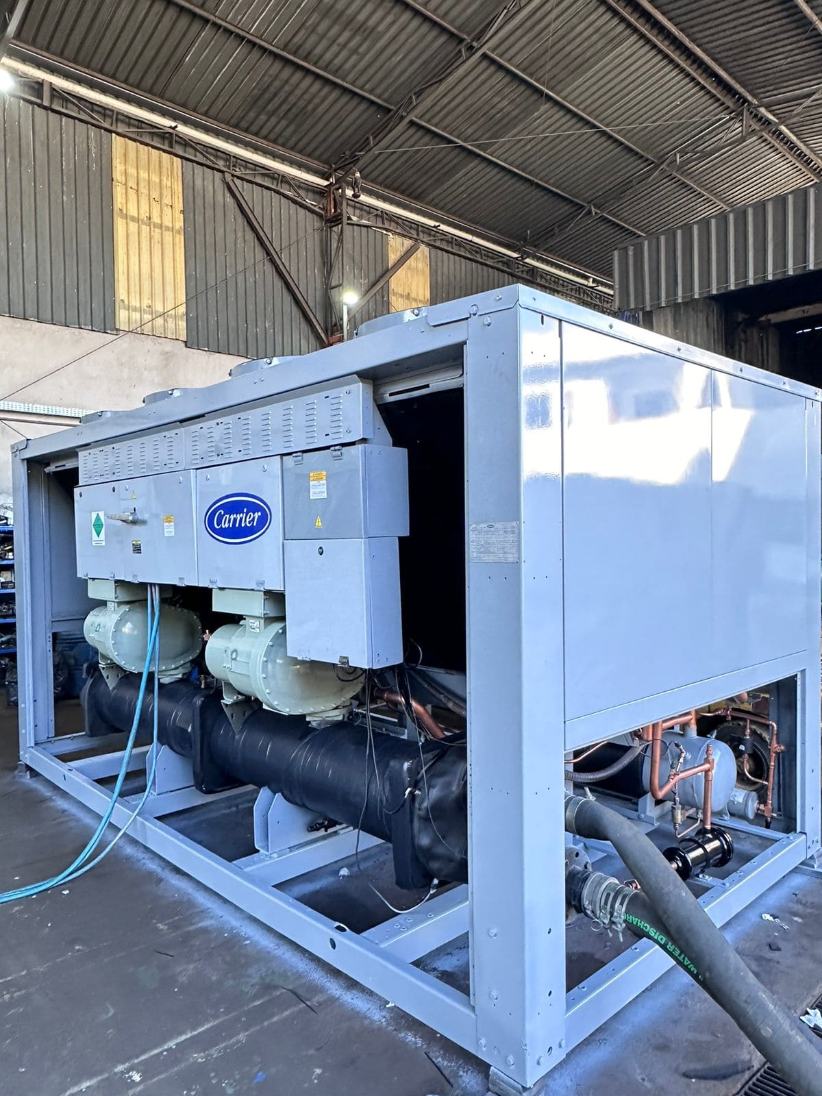 Chiller CARRIER 130TR - RBX Refrigeração